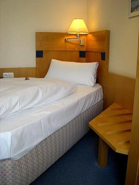 Hotel Leopold München Ngoại thất bức ảnh