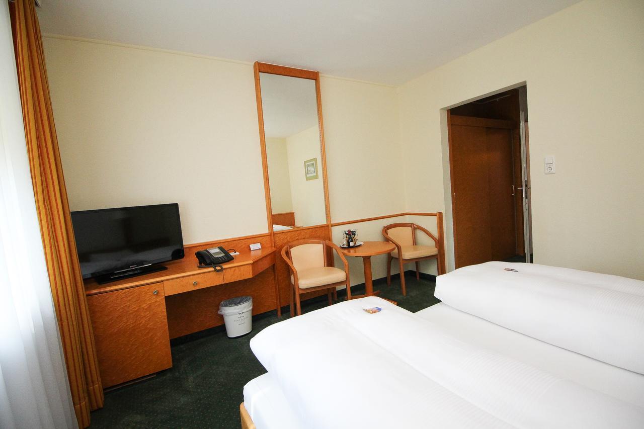 Hotel Leopold München Ngoại thất bức ảnh