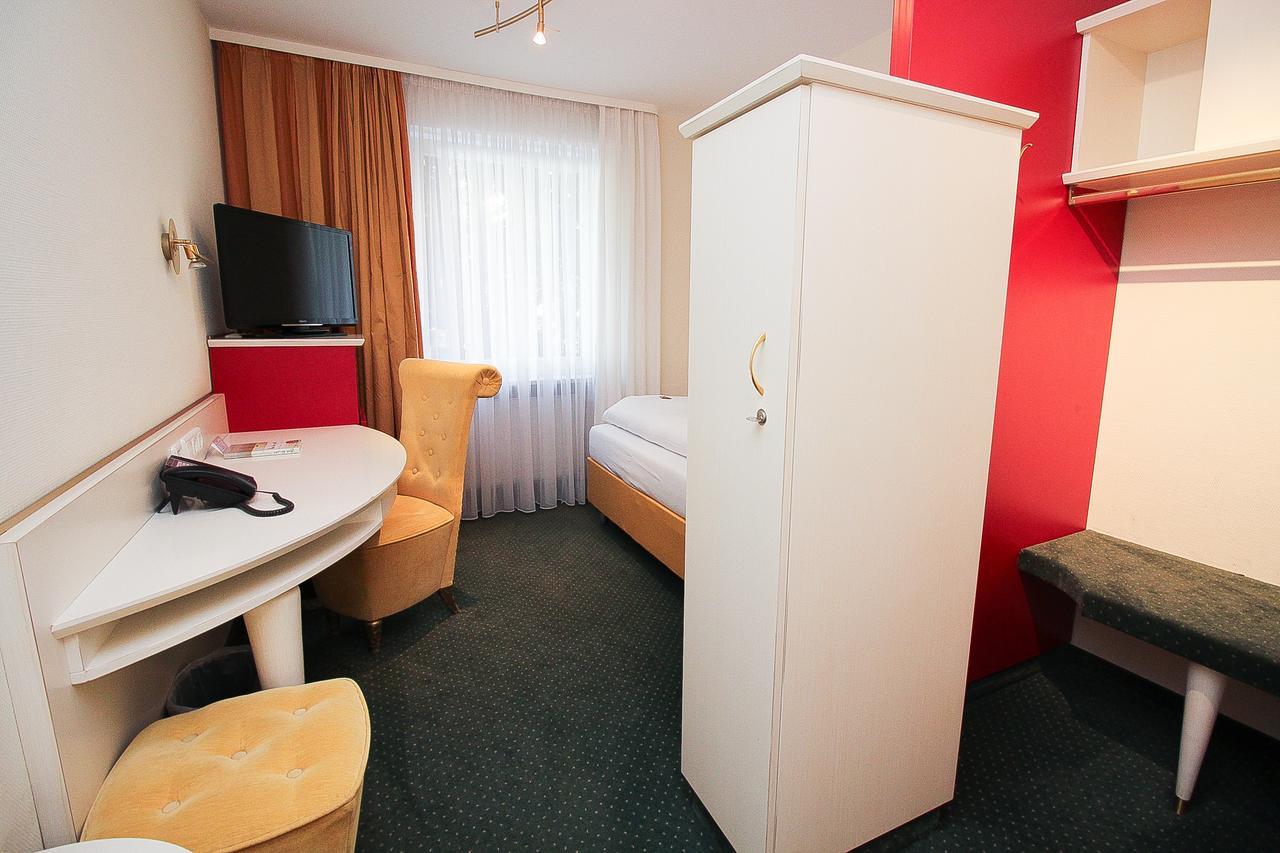 Hotel Leopold München Ngoại thất bức ảnh