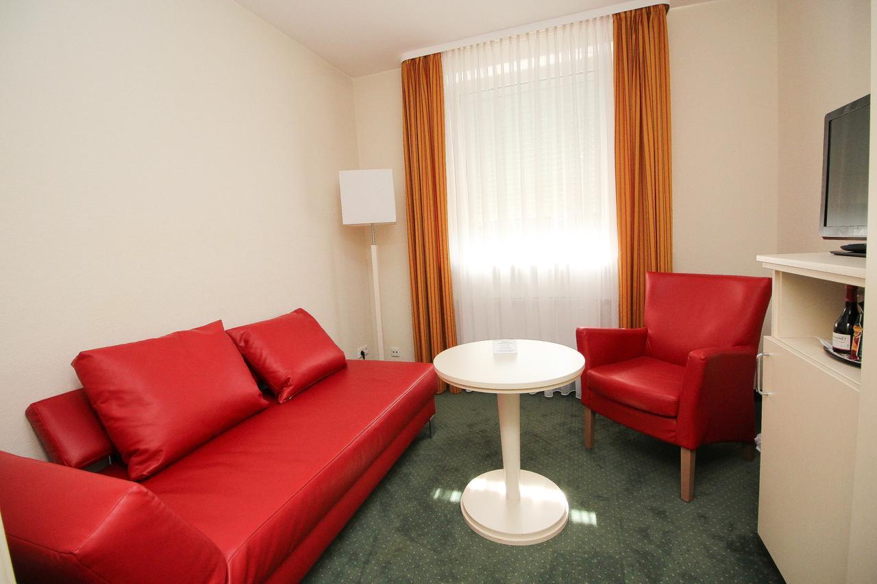 Hotel Leopold München Ngoại thất bức ảnh