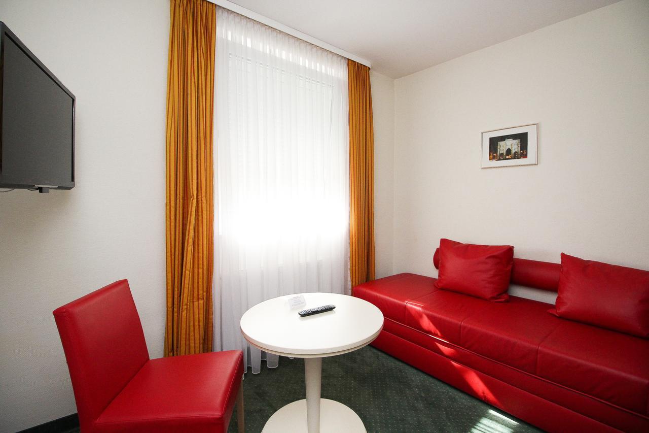 Hotel Leopold München Ngoại thất bức ảnh